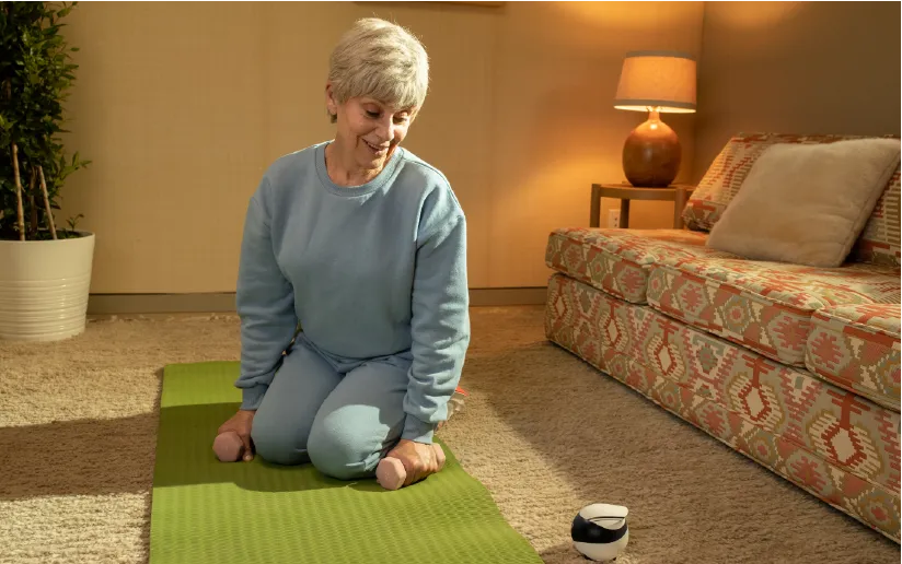 EBO Air is equipped with 1080P HD camera, two-way communication voice, help you connect with your family easily even when you're away